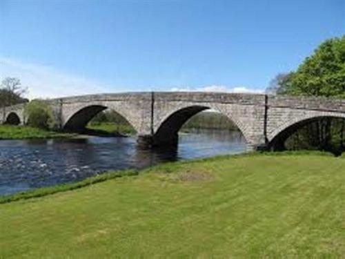 The Ken Bridge Hotel & Campsite New Galloway Exterior photo
