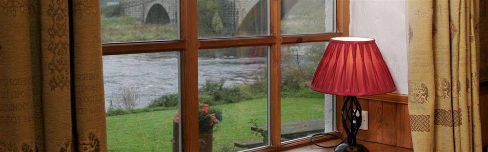 The Ken Bridge Hotel & Campsite New Galloway Exterior photo